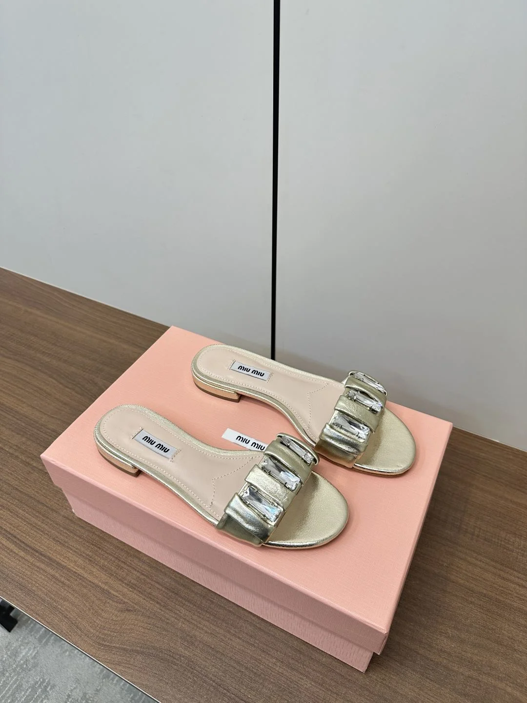 Miu Miu Sandals Sleek 6128