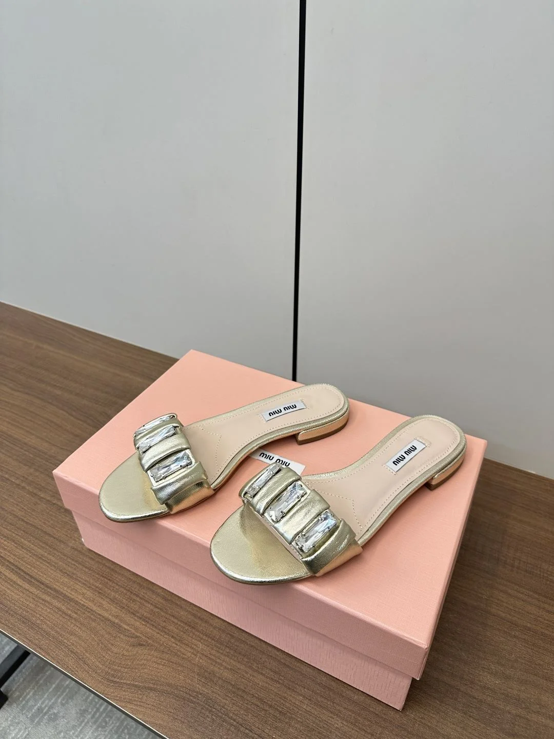 Miu Miu Sandals Sleek 6128