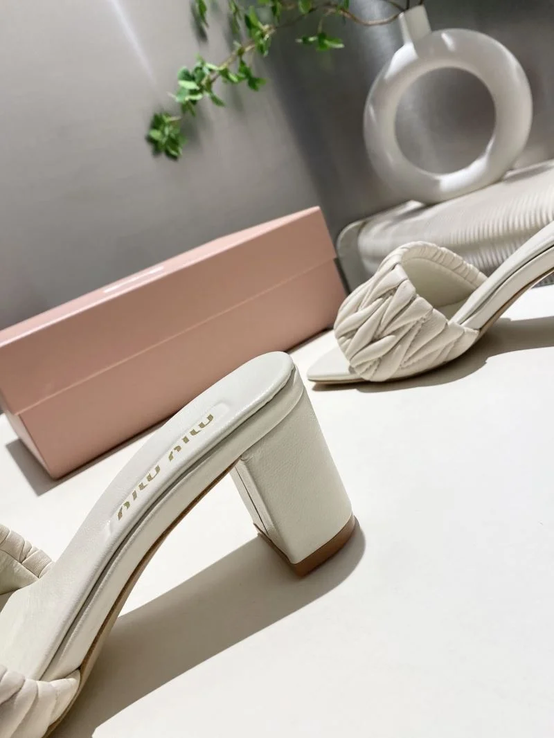 Miu Miu Sandals RelaxedFit 6126
