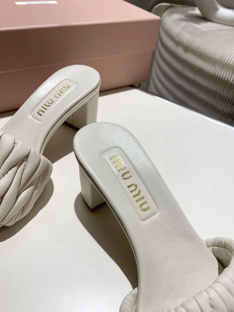 Miu Miu Sandals RelaxedFit 6126