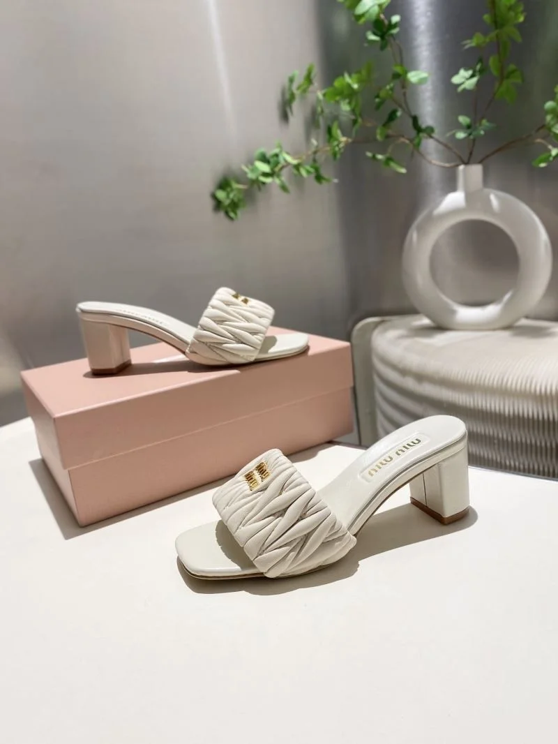 Miu Miu Sandals RelaxedFit 6126
