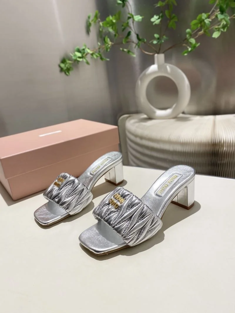 Miu Miu Sandals Trendy 6172