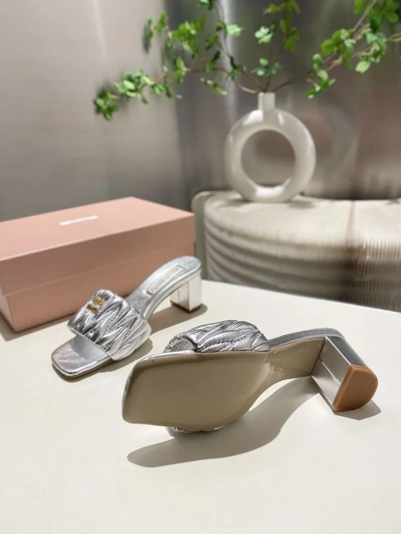 Miu Miu Sandals Trendy 6172