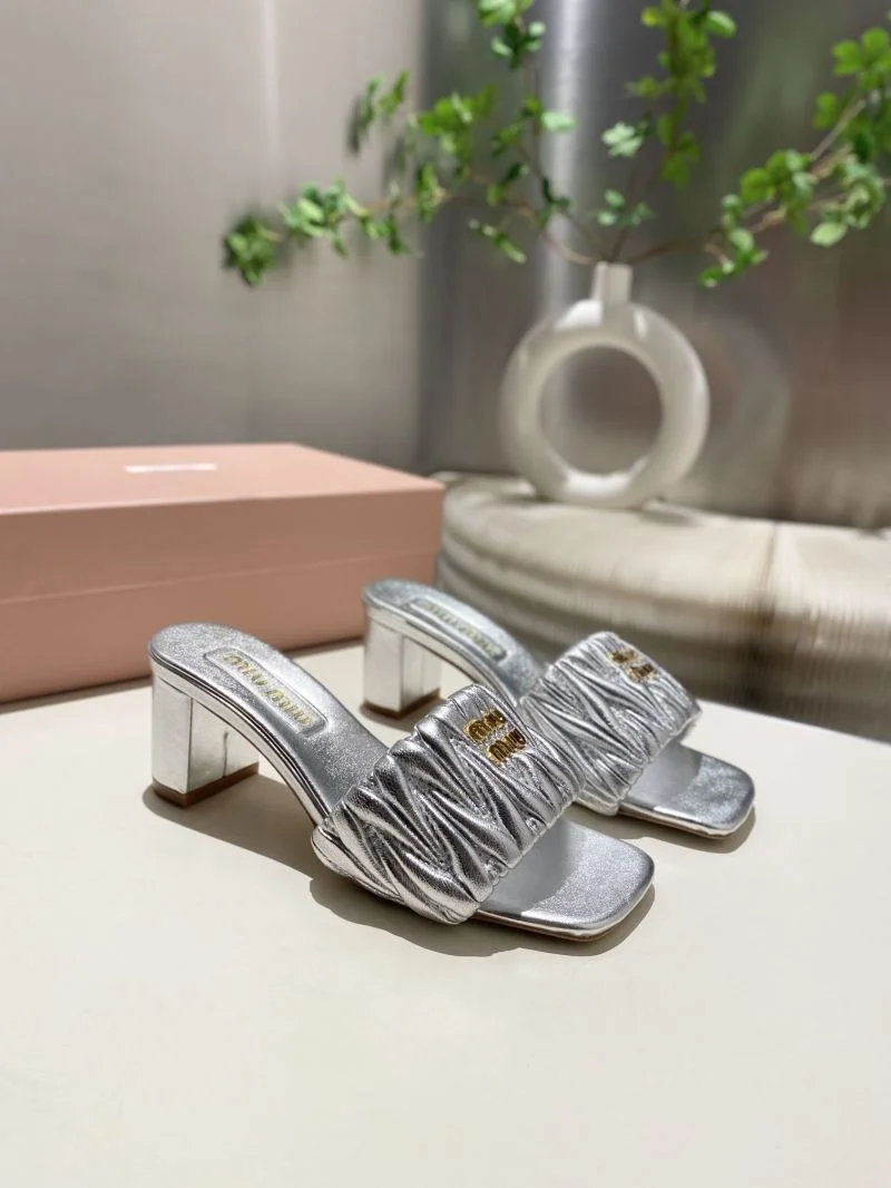 Miu Miu Sandals Trendy 6172