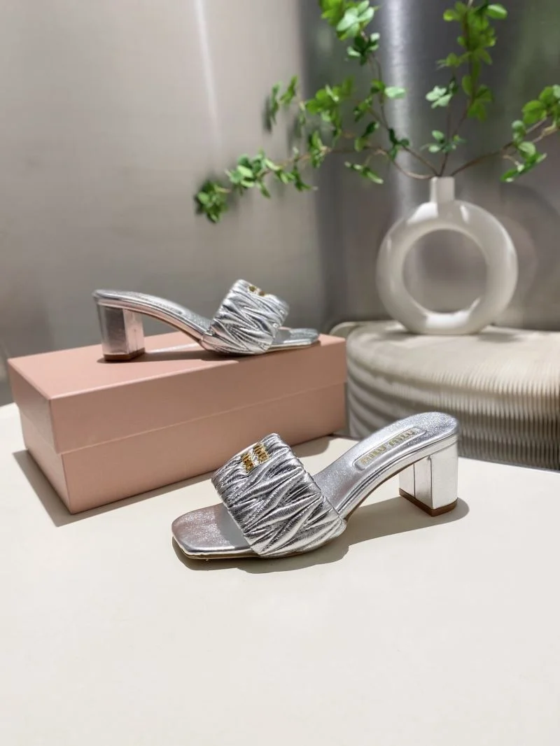 Miu Miu Sandals Trendy 6172