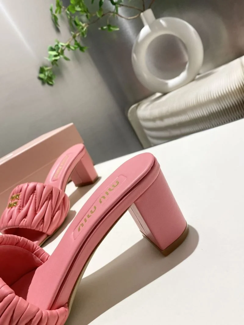 Miu Miu Sandals Youthful 6157