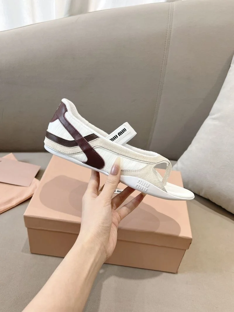 Miu Miu Sandals Efficient 6123