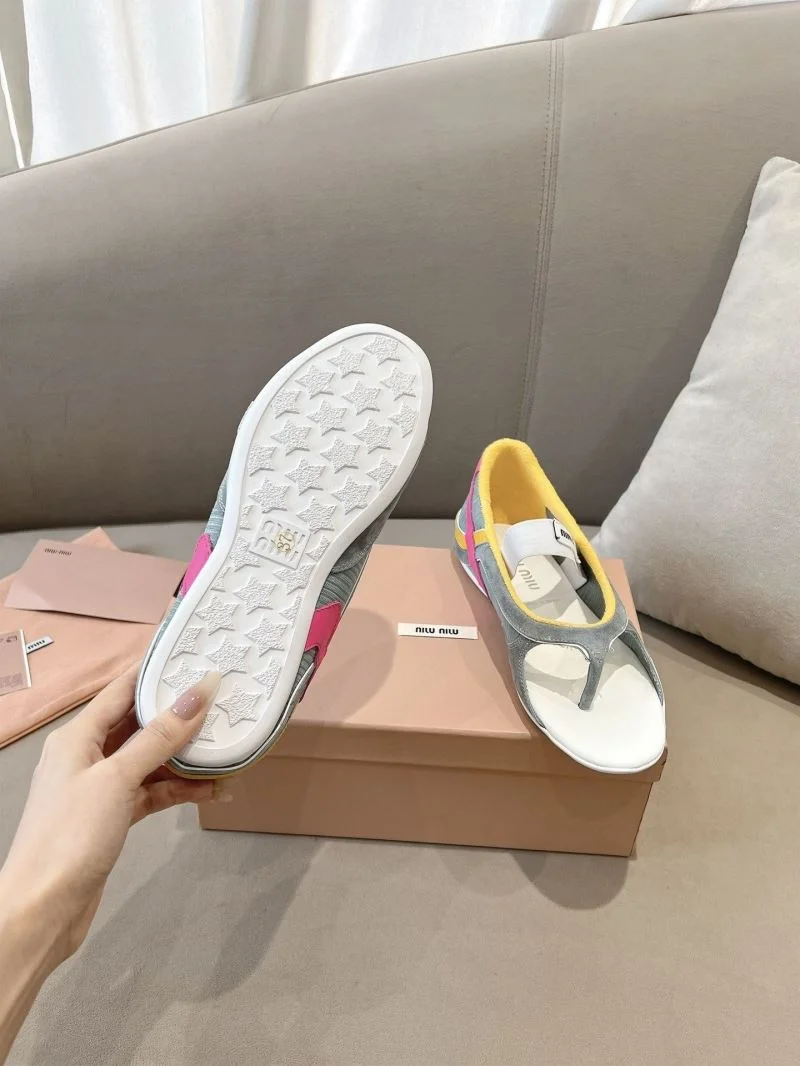 Breathable Miu Miu Sandals 6114
