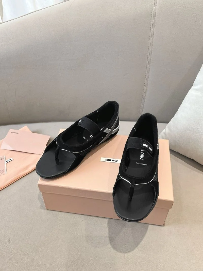 AllSeason Miu Miu Sandals 6140