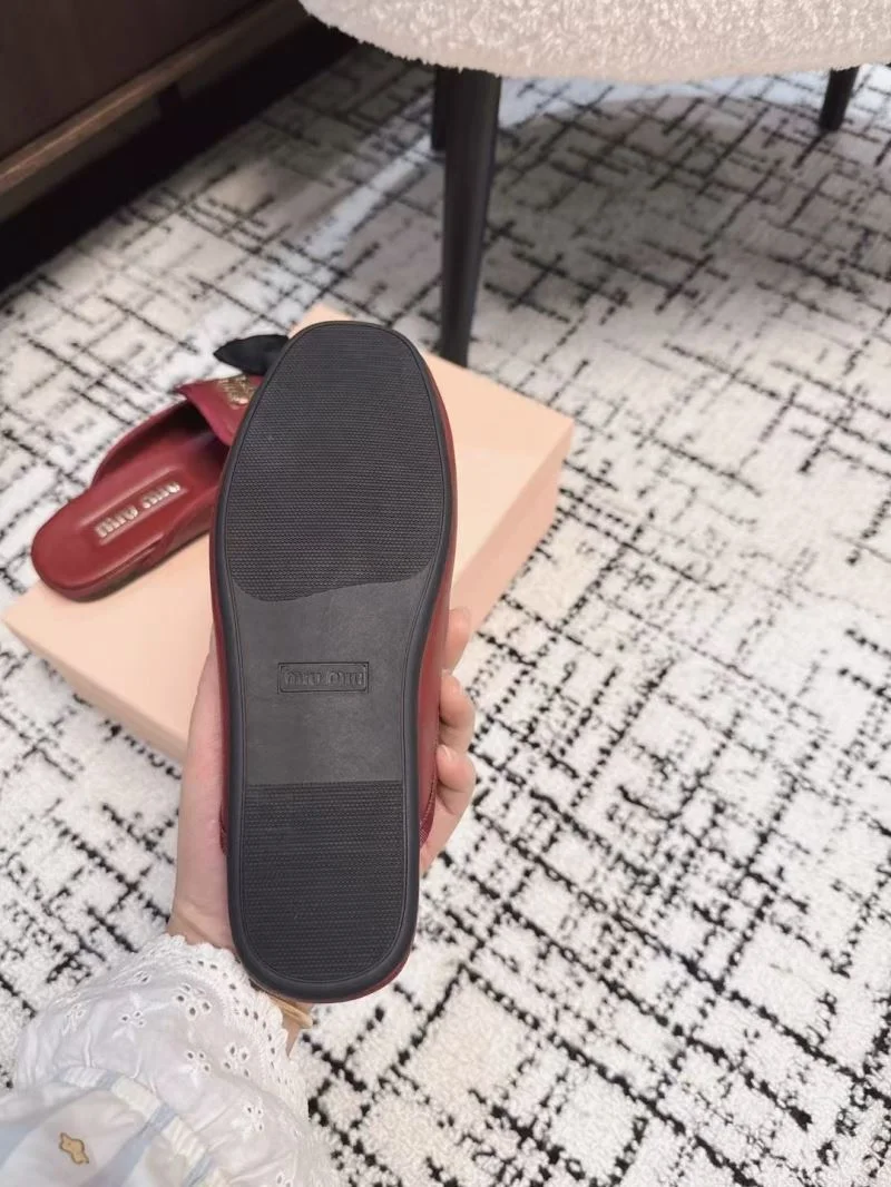 Elegant Miu Miu Sandals 6146