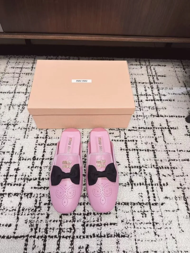 Miu Miu Sandals Practical 6108