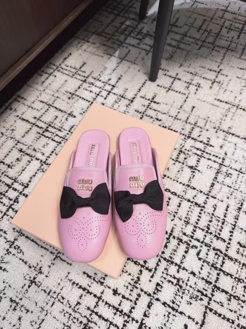 Miu Miu Sandals Practical 6108