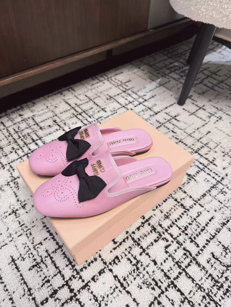 Miu Miu Sandals Practical 6108