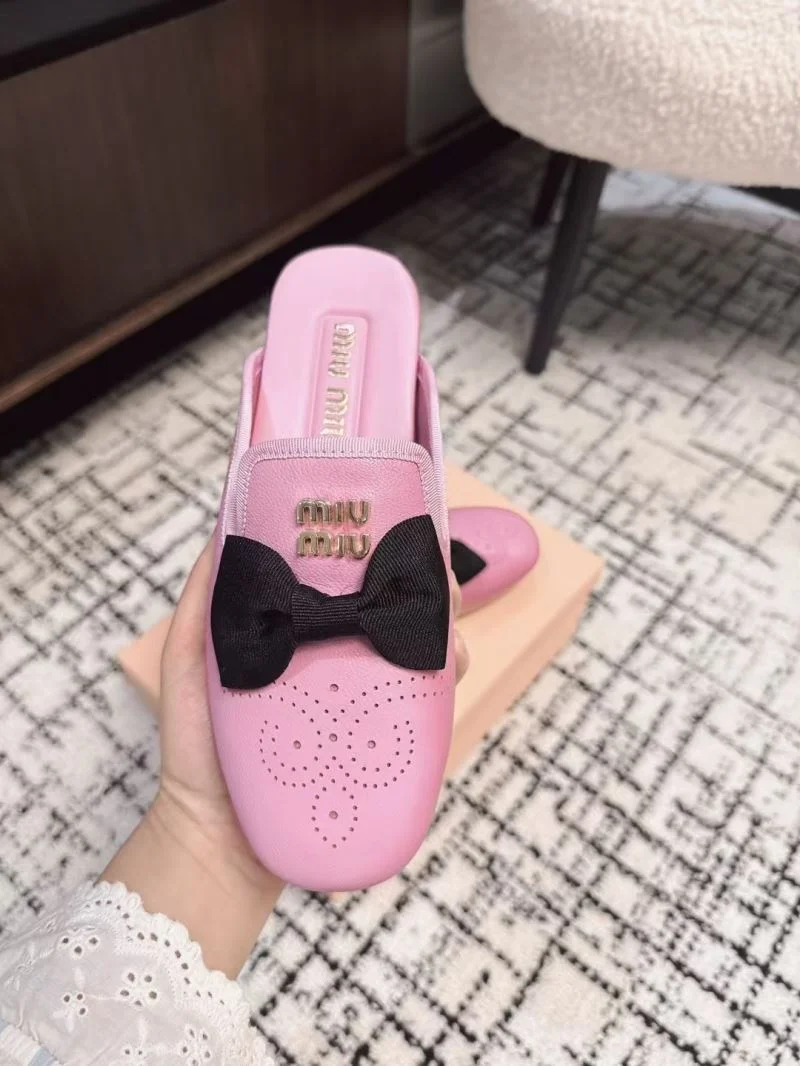 Miu Miu Sandals Practical 6108