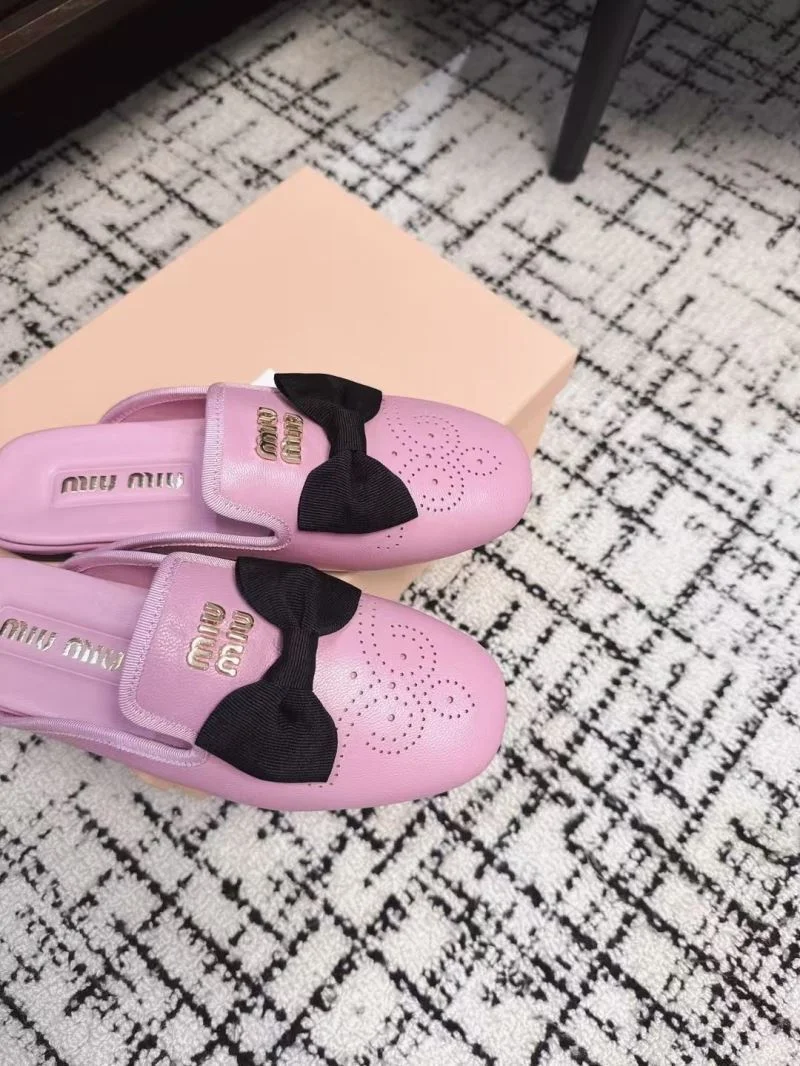 Miu Miu Sandals Practical 6108