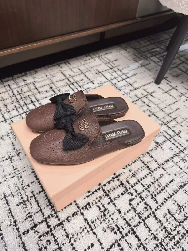 Miu Miu Sandals Efficient 6113