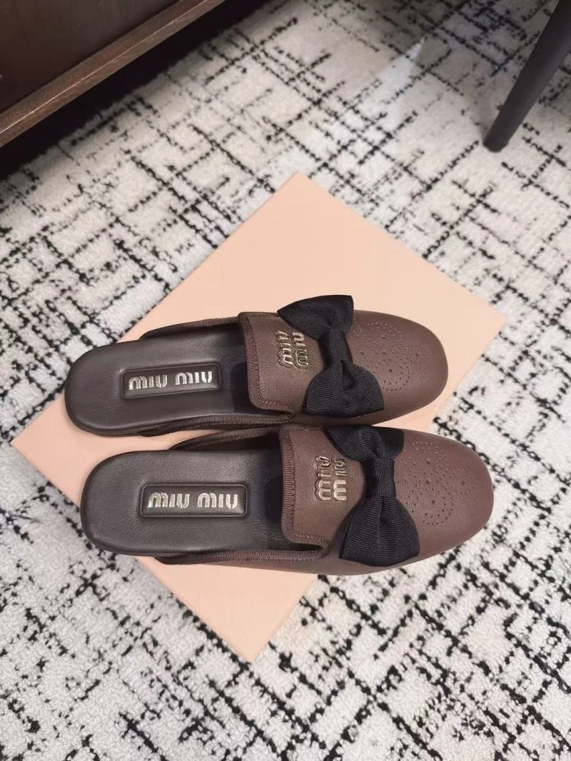 Miu Miu Sandals Efficient 6113