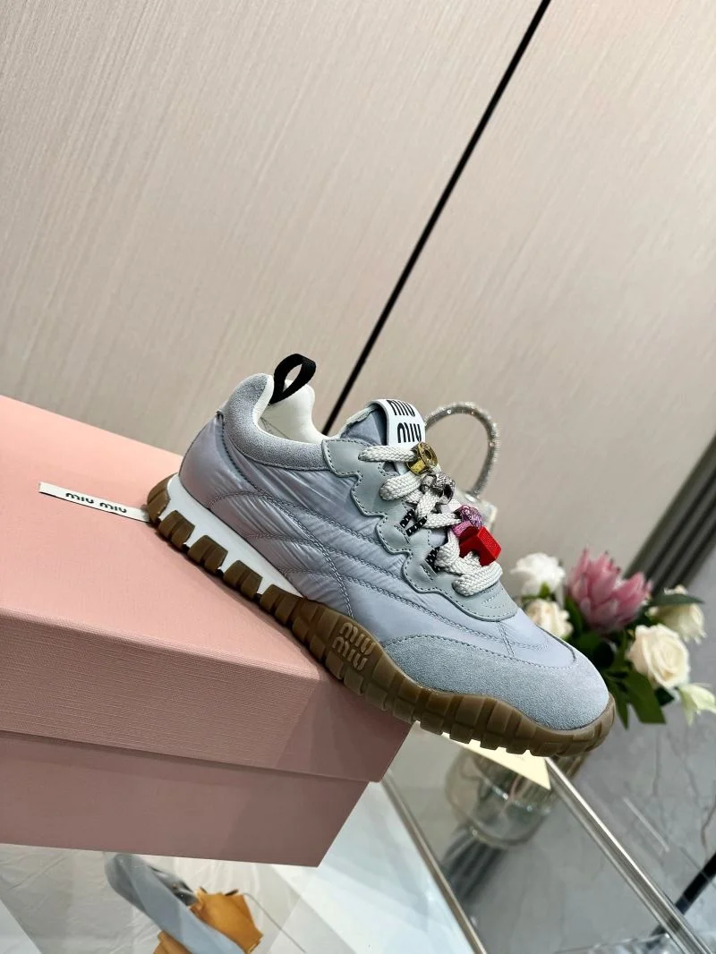 Trendsetting Miu Miu Shoes 4241
