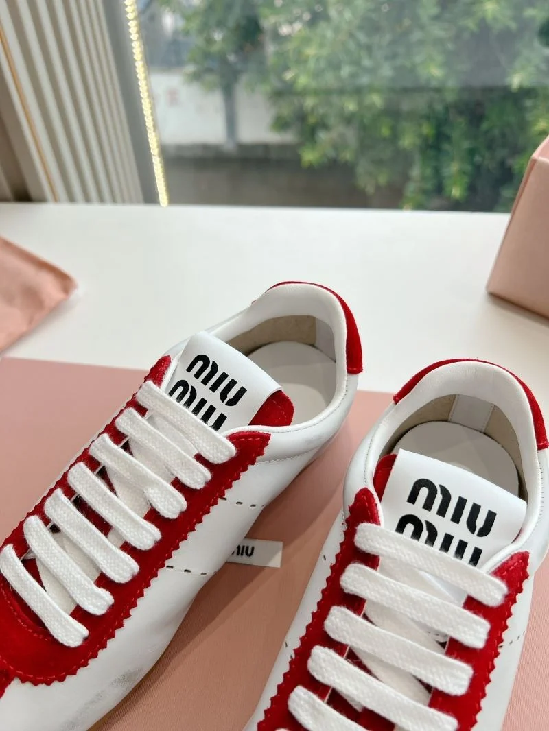 Casual Miu Miu Shoes 7502