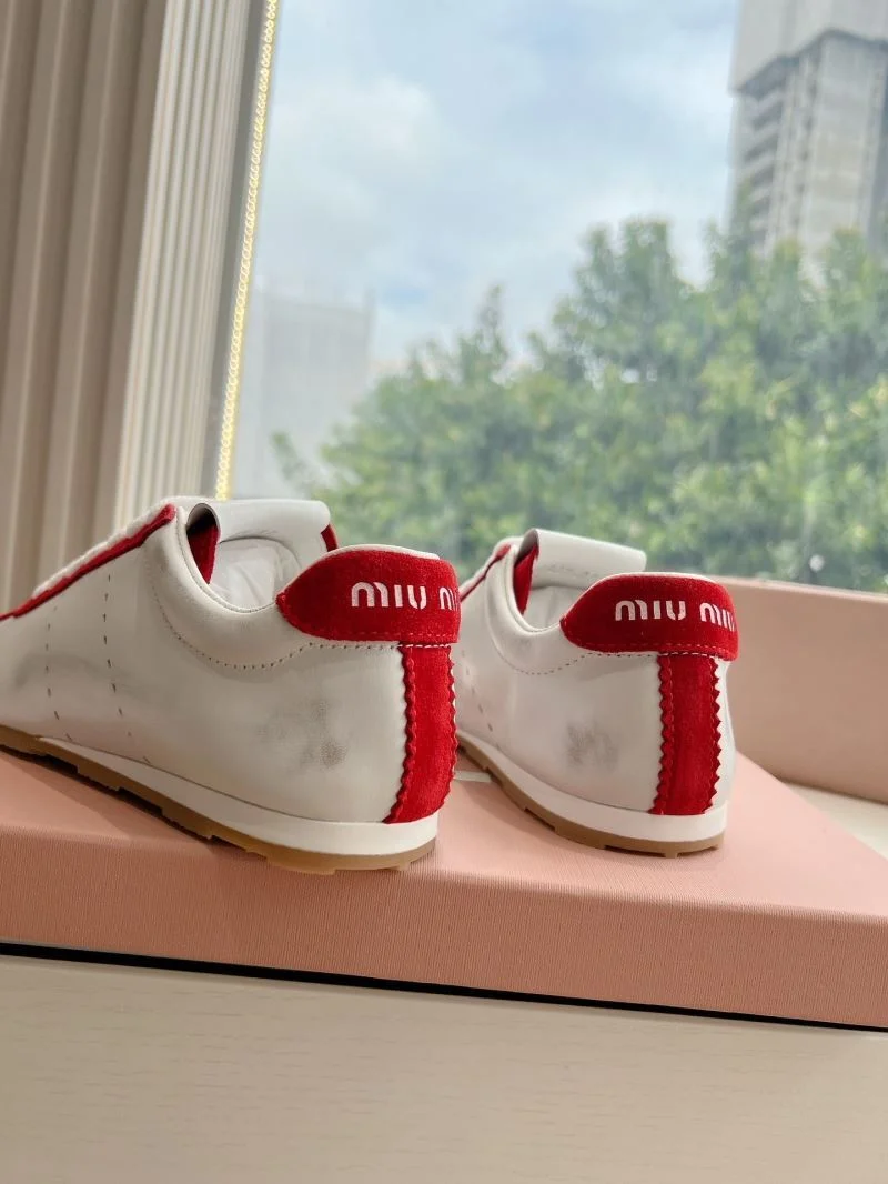 Casual Miu Miu Shoes 7502