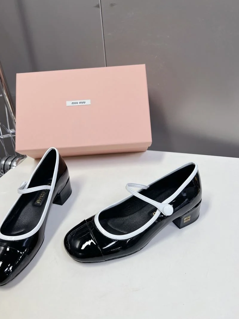 Fashionable Miu Miu Shoes 7492