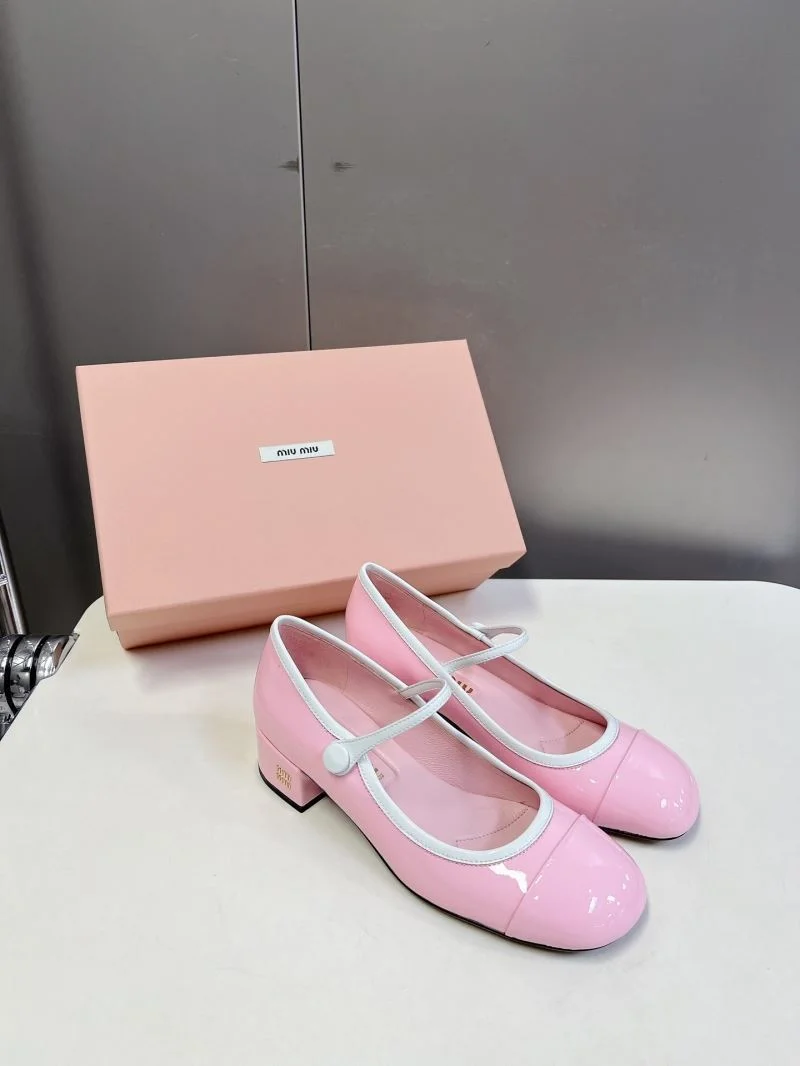 Functional Miu Miu Shoes 7497