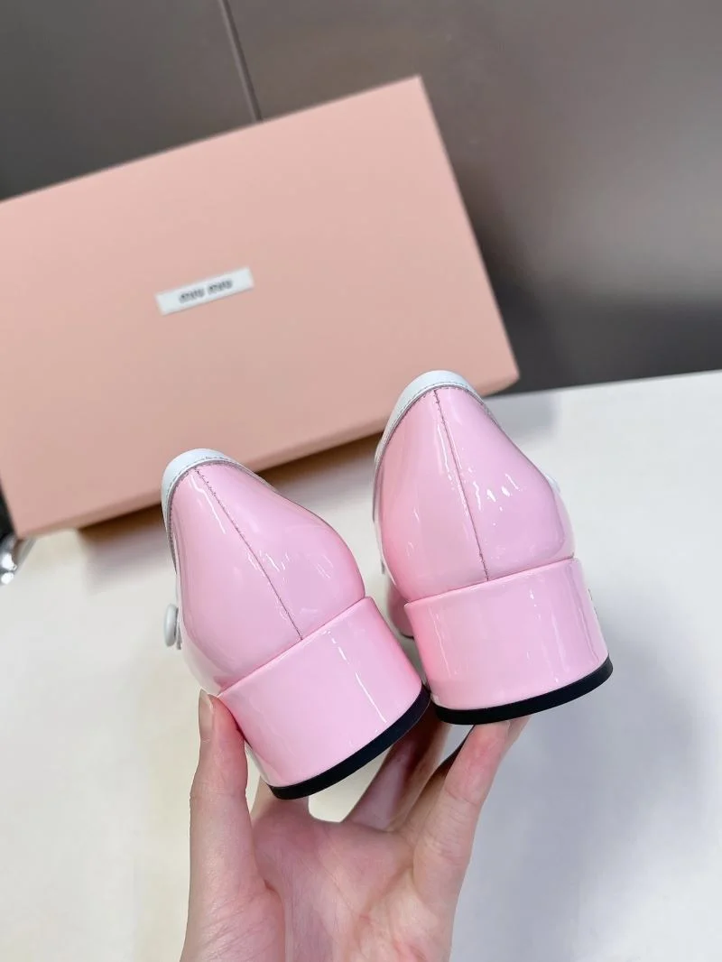 Functional Miu Miu Shoes 7497
