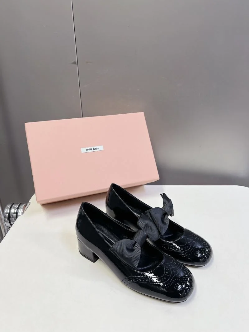 Trendsetting Miu Miu Shoes 7518