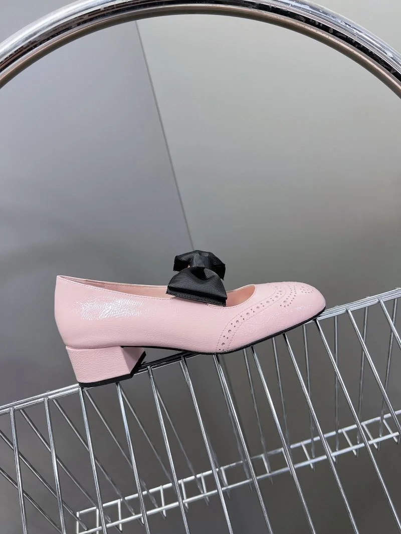 Miu Miu Shoes Lightweight 7528