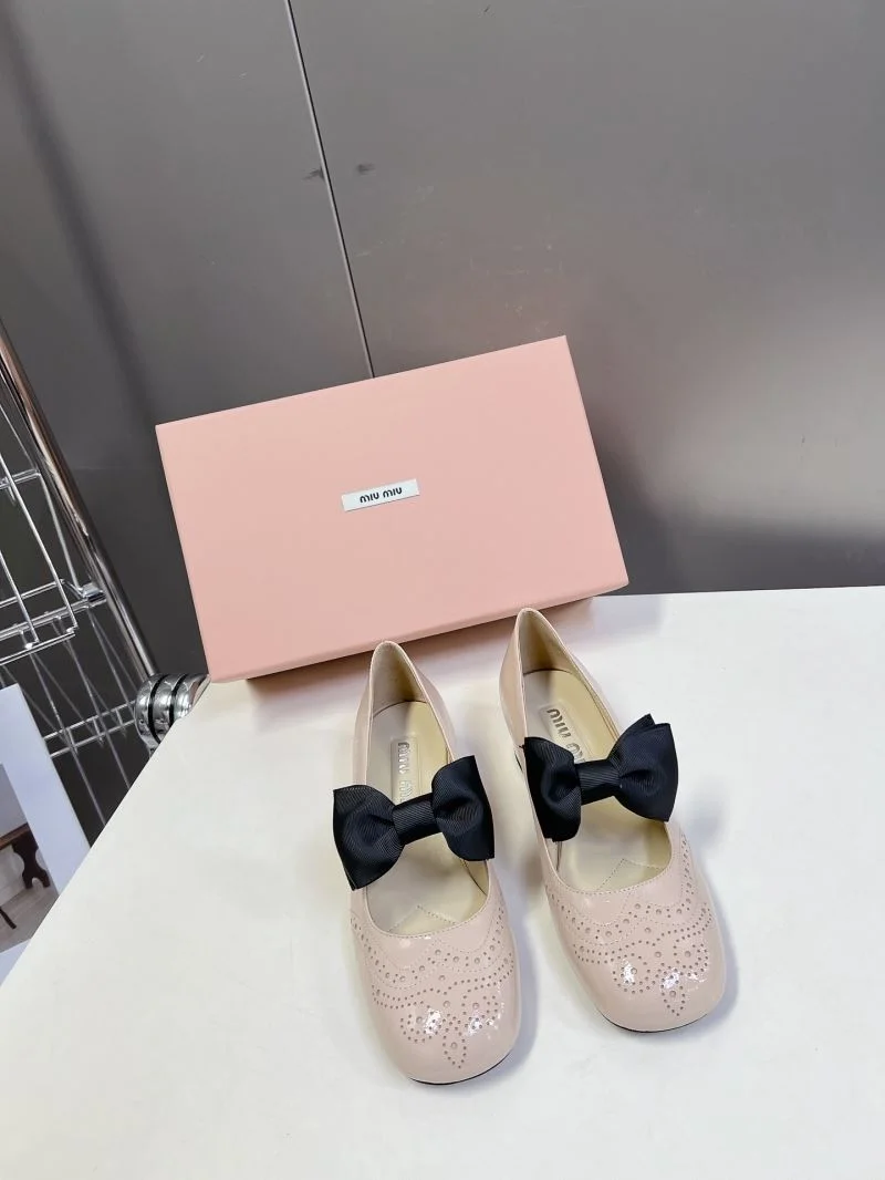 Miu Miu Shoes Packable 7489