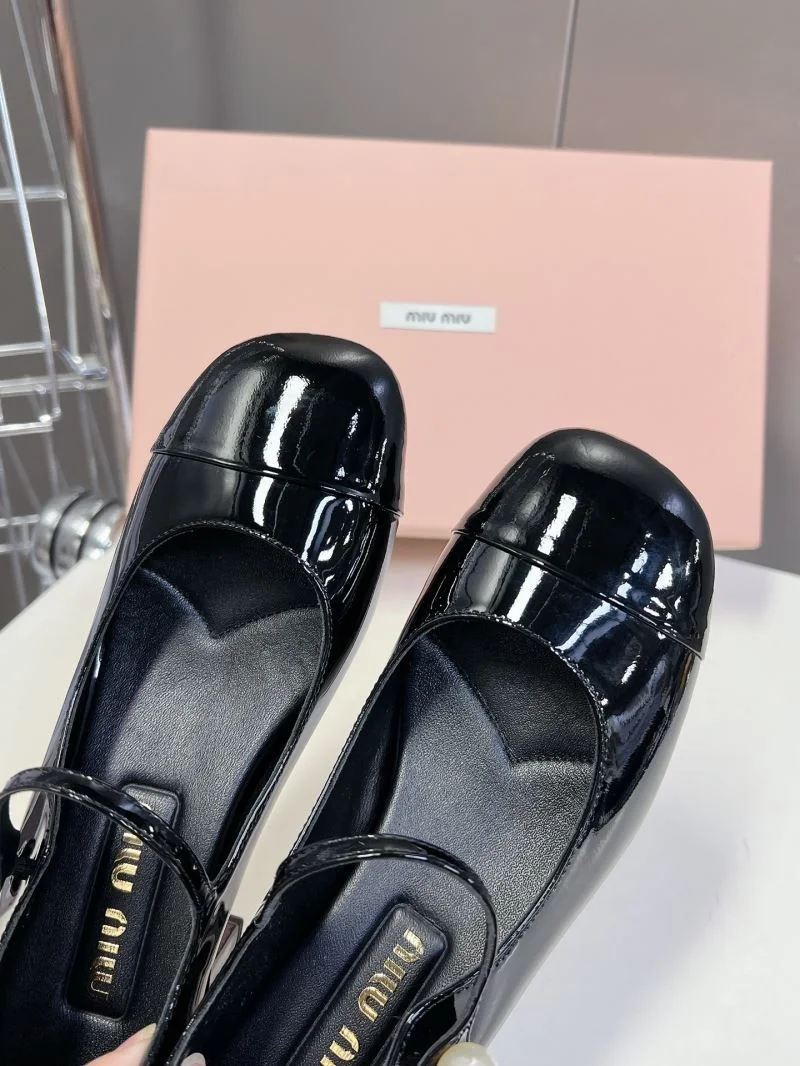UrbanChic Miu Miu Shoes 7513