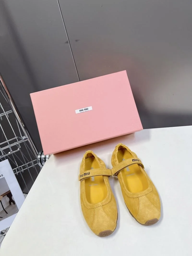 Miu Miu Shoes Fashionable 7534