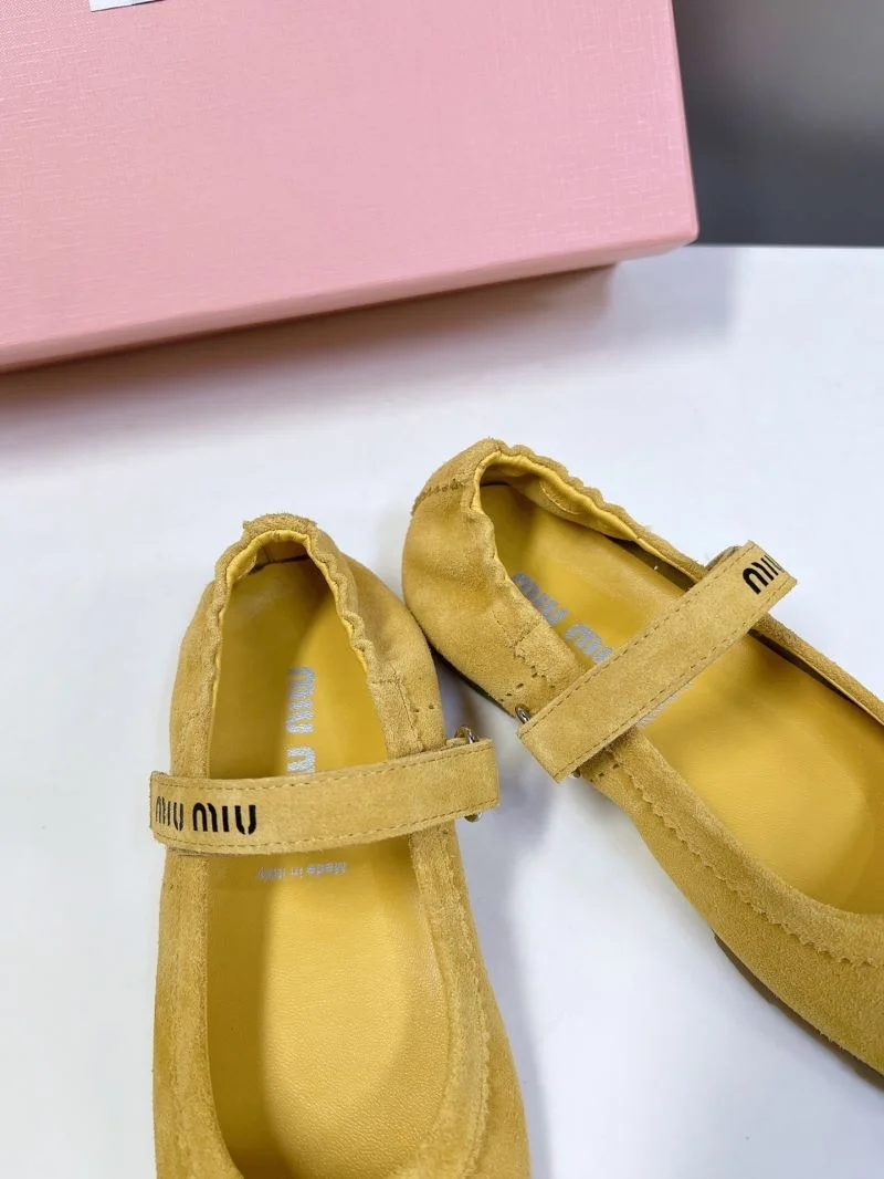 Miu Miu Shoes Fashionable 7534