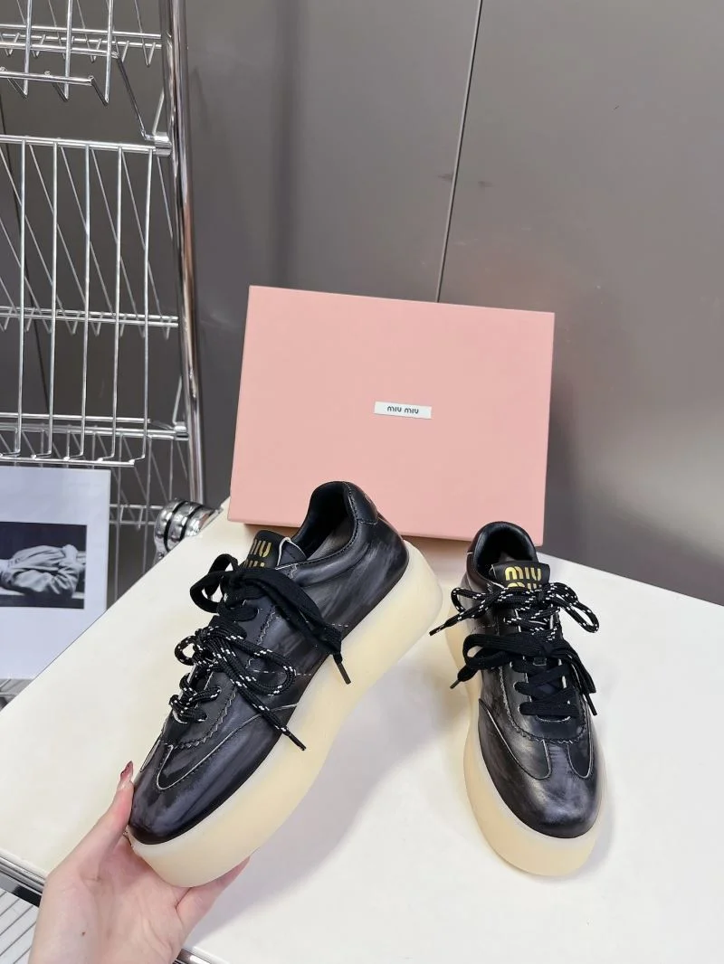 Miu Miu Shoes Lightweight 7467
