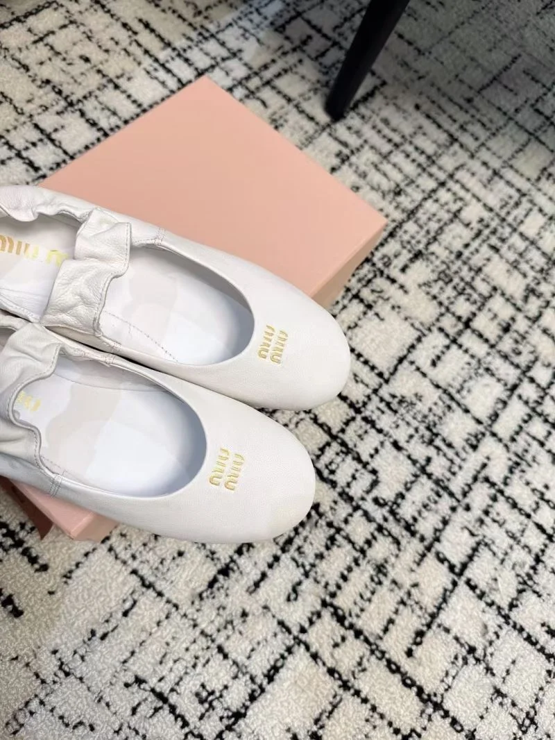 Miu Miu Shoes Elegant 7474