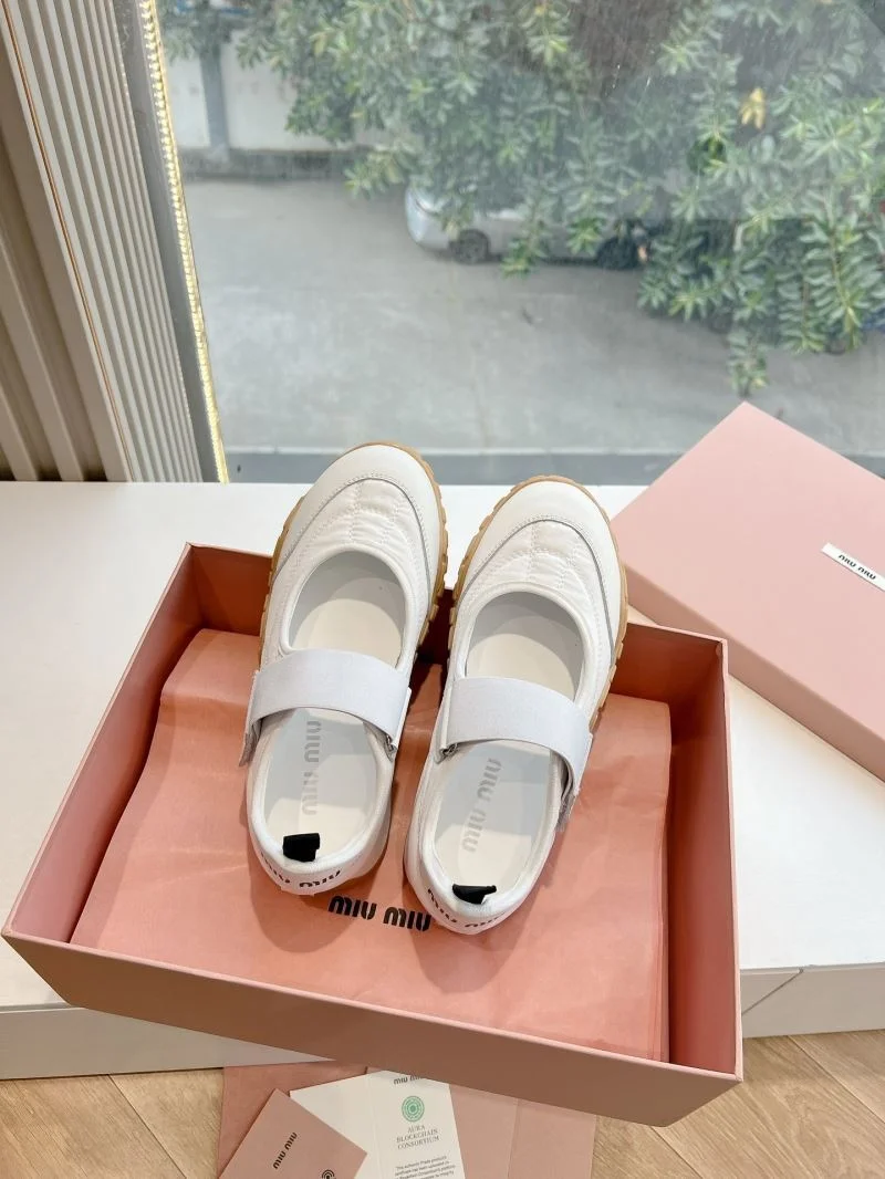 Compact Miu Miu Shoes 7461