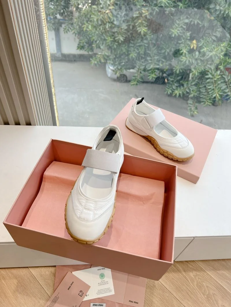 Compact Miu Miu Shoes 7461