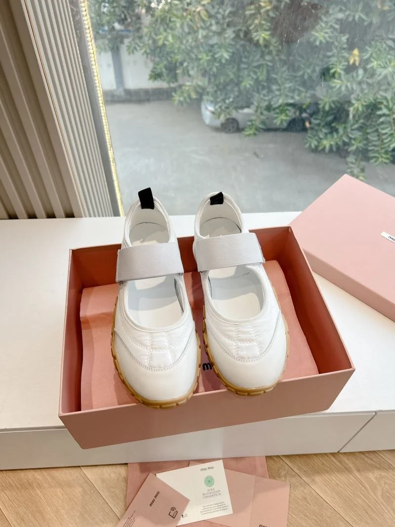 Compact Miu Miu Shoes 7461