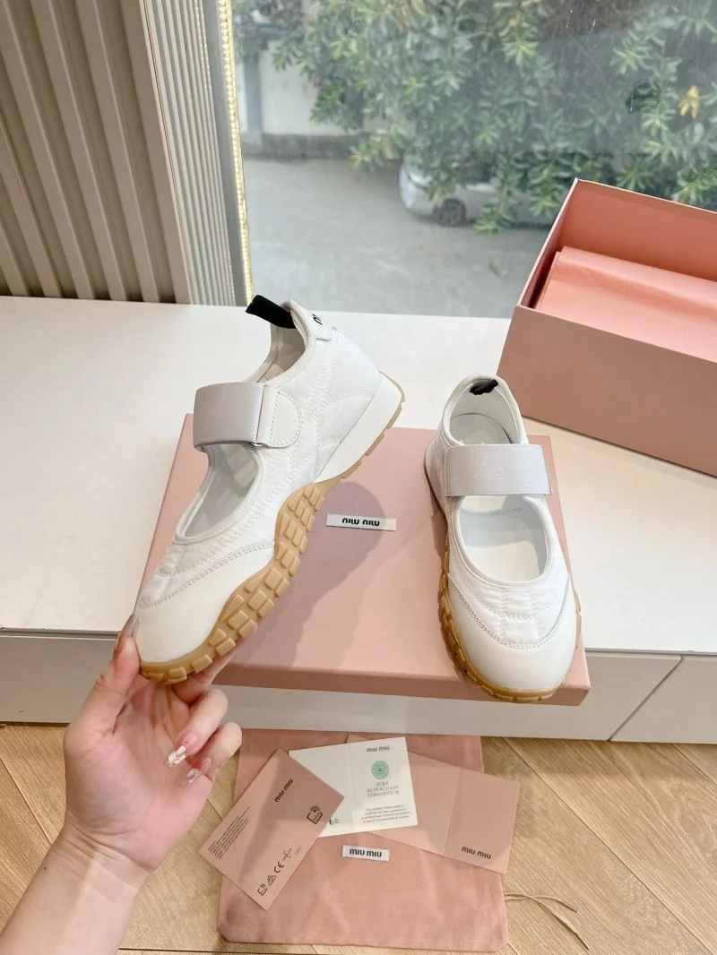 Compact Miu Miu Shoes 7461