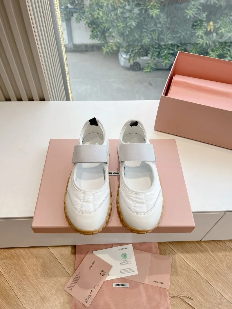Compact Miu Miu Shoes 7461