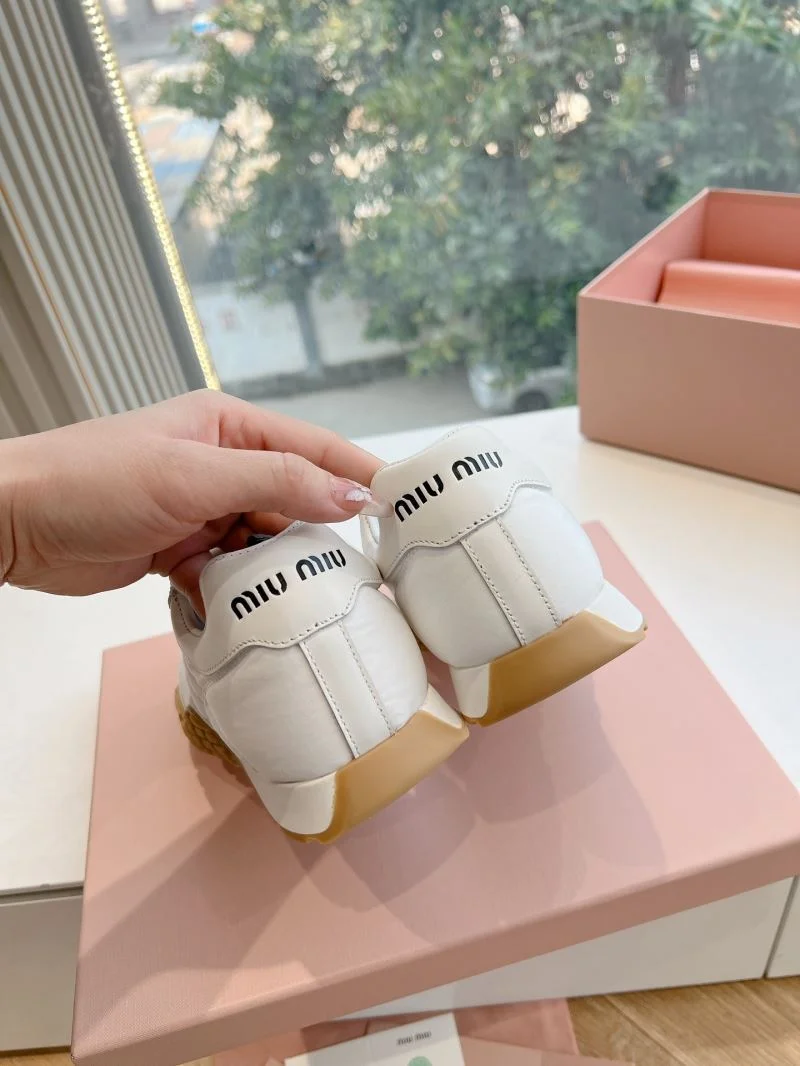 Miu Miu Shoes ModernLook 7465