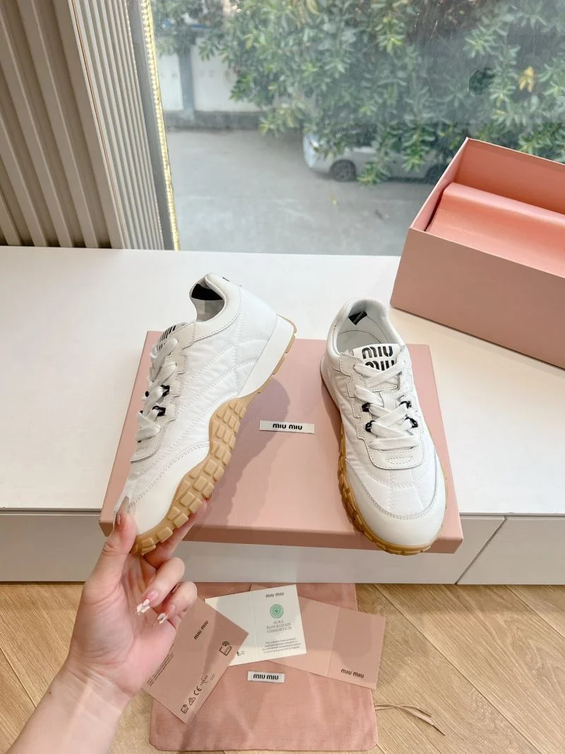 Miu Miu Shoes ModernLook 7465