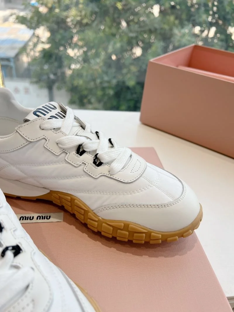 Miu Miu Shoes ModernLook 7465