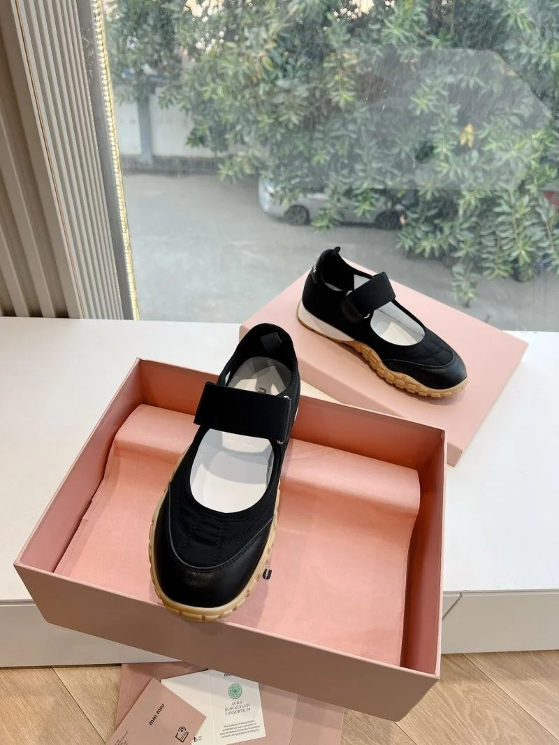 Versatile Miu Miu Shoes 7480