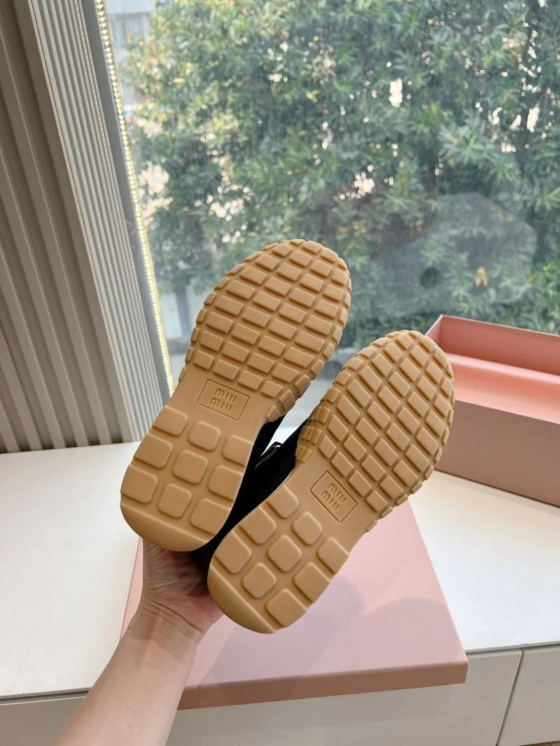 Versatile Miu Miu Shoes 7480