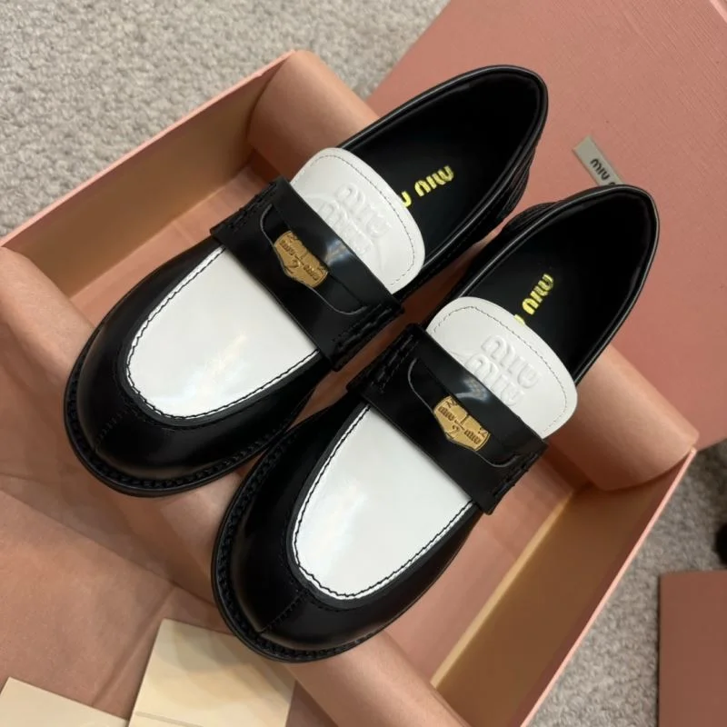 RelaxedFit Miu Miu Shoes 7472