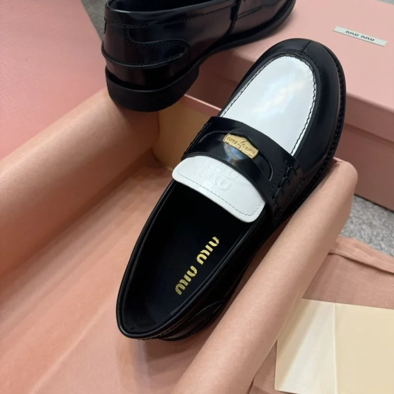 RelaxedFit Miu Miu Shoes 7472