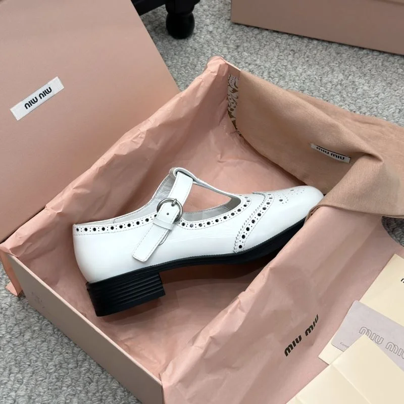 Miu Miu Shoes Classic 7428