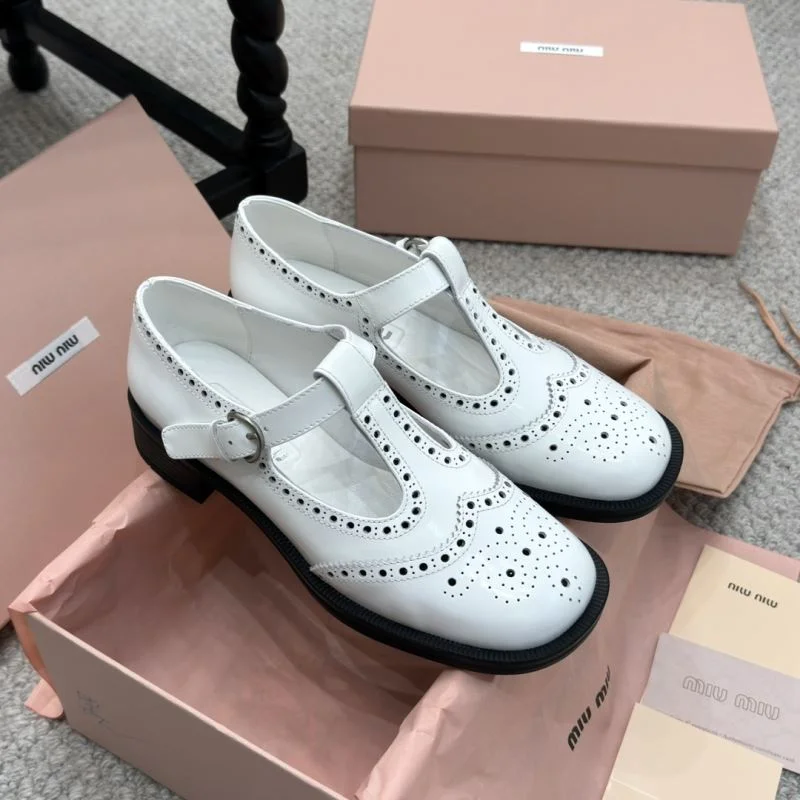 Miu Miu Shoes Classic 7428