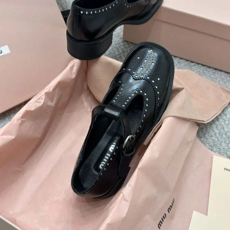 Miu Miu Shoes Comfortable 7477